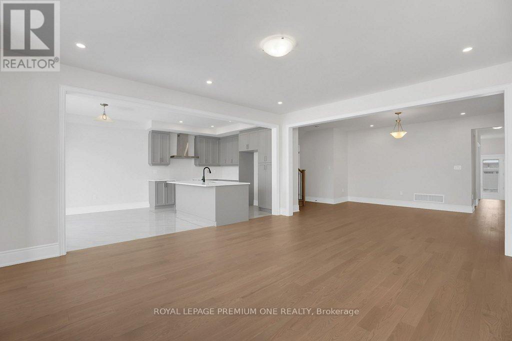 4 Anne Mckee Street, Caledon, Ontario  L7C 4M8 - Photo 14 - W12155971