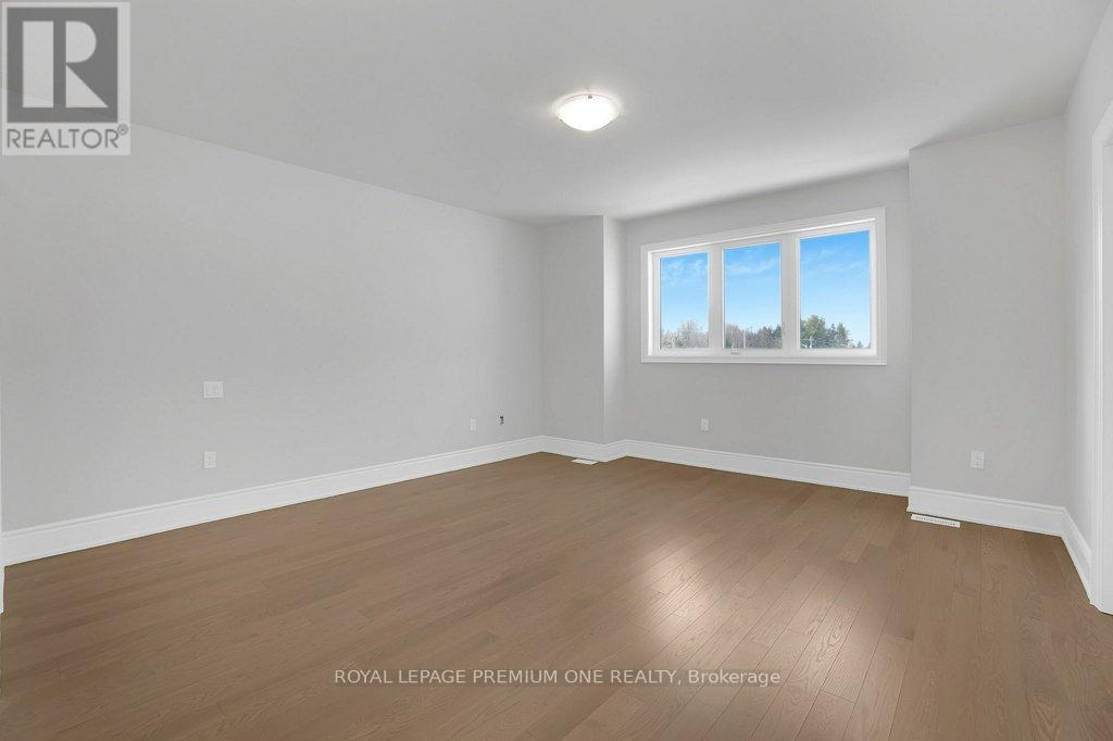 4 Anne Mckee Street, Caledon, Ontario  L7C 4M8 - Photo 21 - W12155971