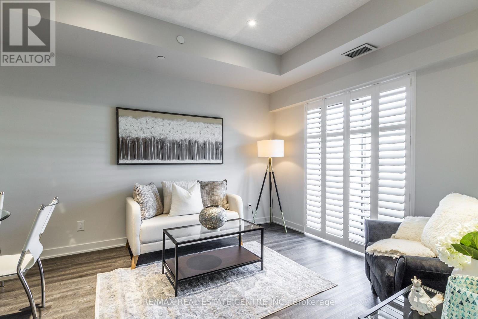 213 - 16 Markle Crescent, Hamilton (Ancaster), Ontario  L9G 0H4 - Photo 18 - X12156002