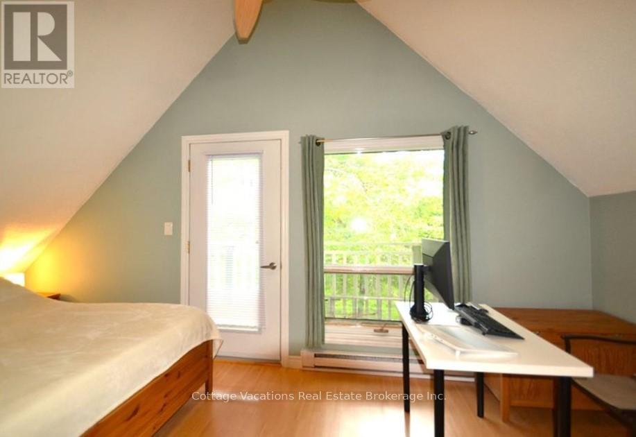 341 Old North Road, Huntsville, Ontario  P1H 2J4 - Photo 15 - X12154016