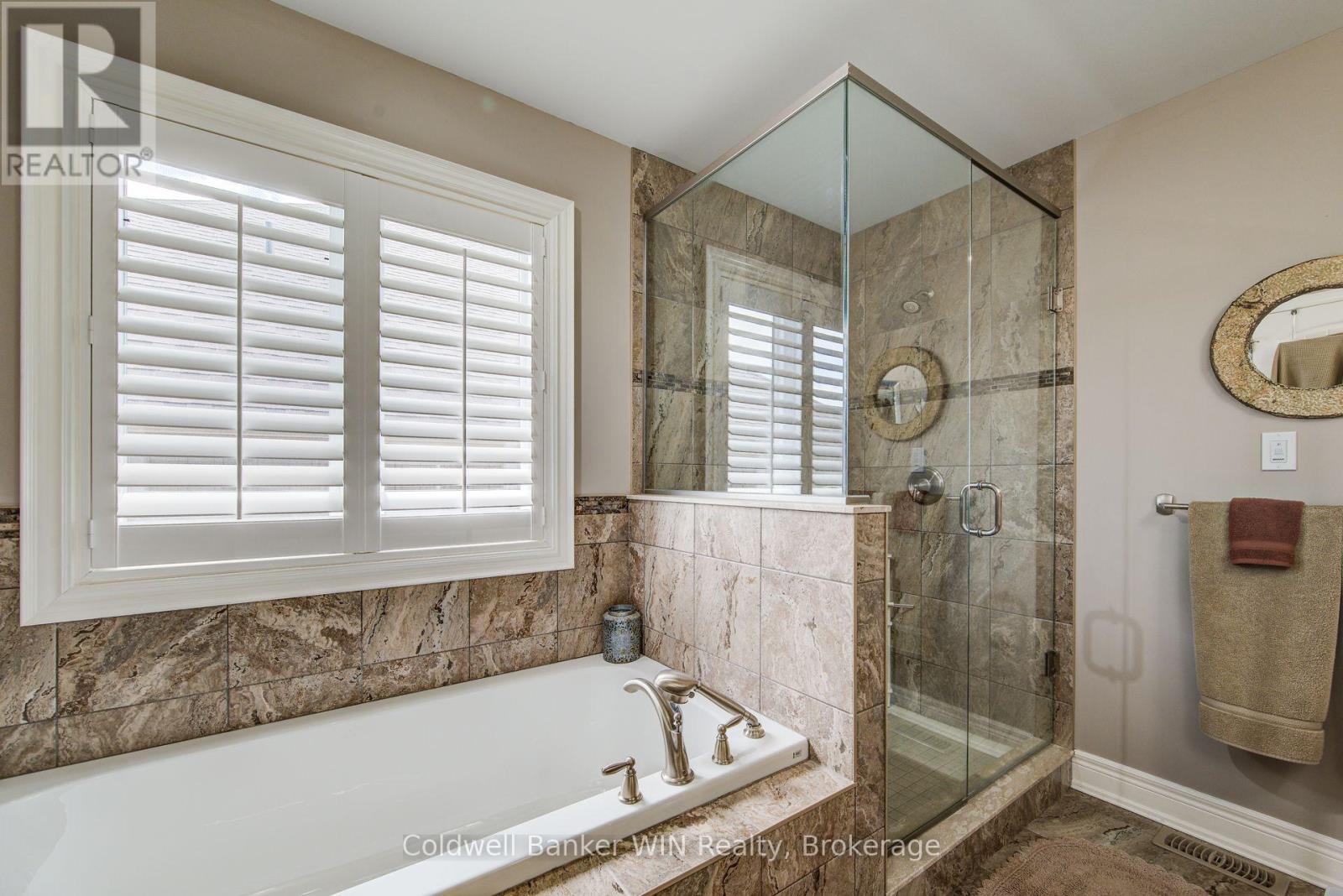 185 Rubys Crescent, Wellington North, Ontario  N0G 2L2 - Photo 31 - X12156010