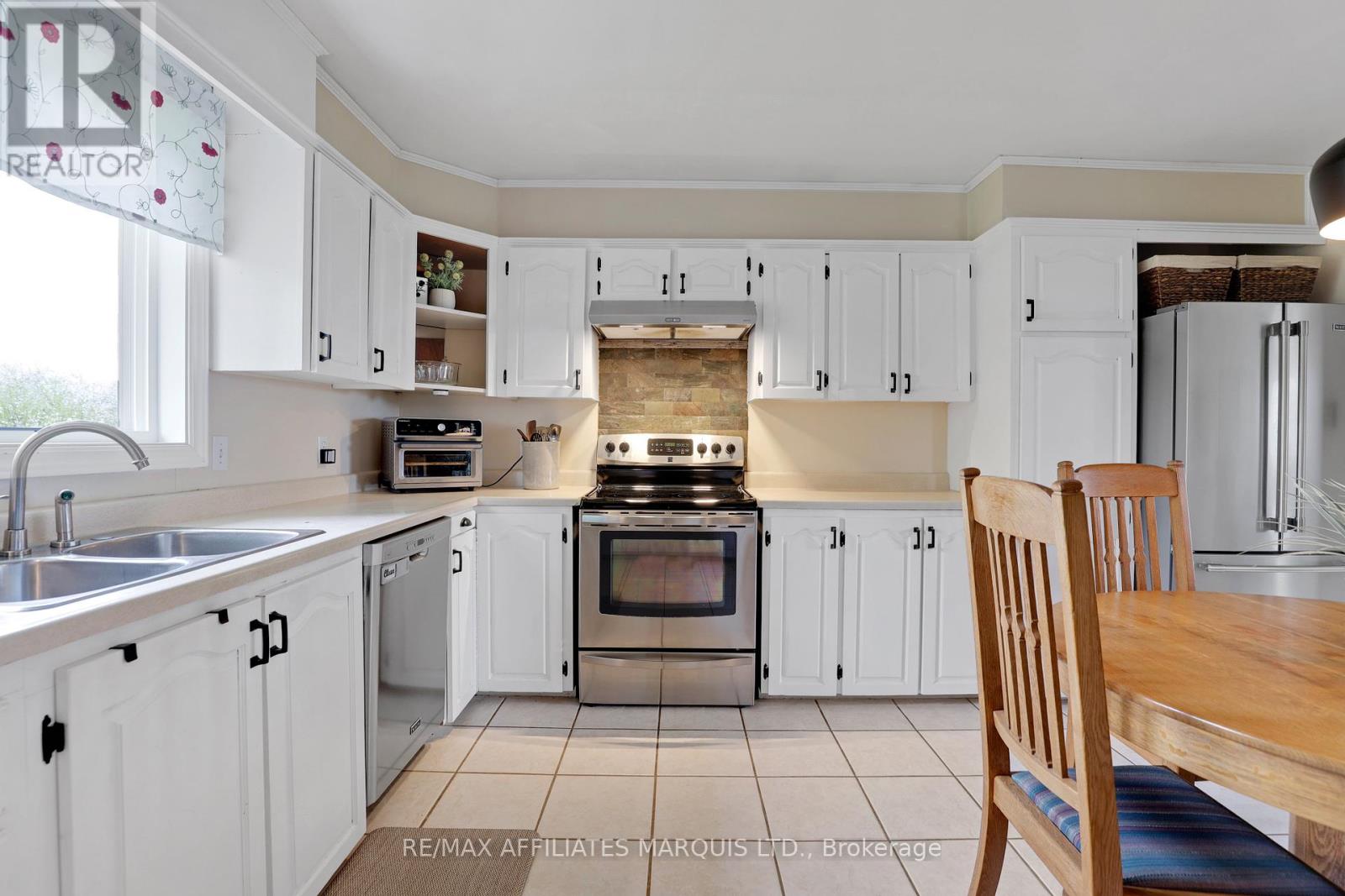 16017 Losey Road N, South Stormont, Ontario  K0C 1P0 - Photo 17 - X12156017
