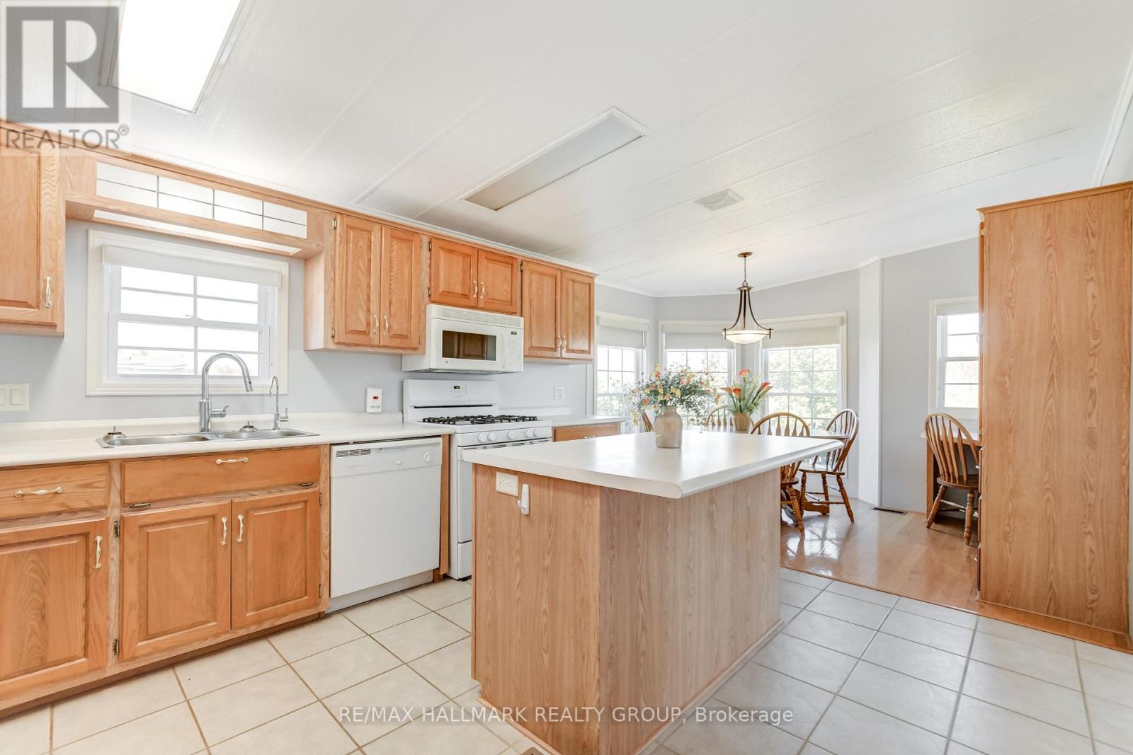 12 Seaborne Private, Ottawa, Ontario  K0A 1B0 - Photo 15 - X12156014