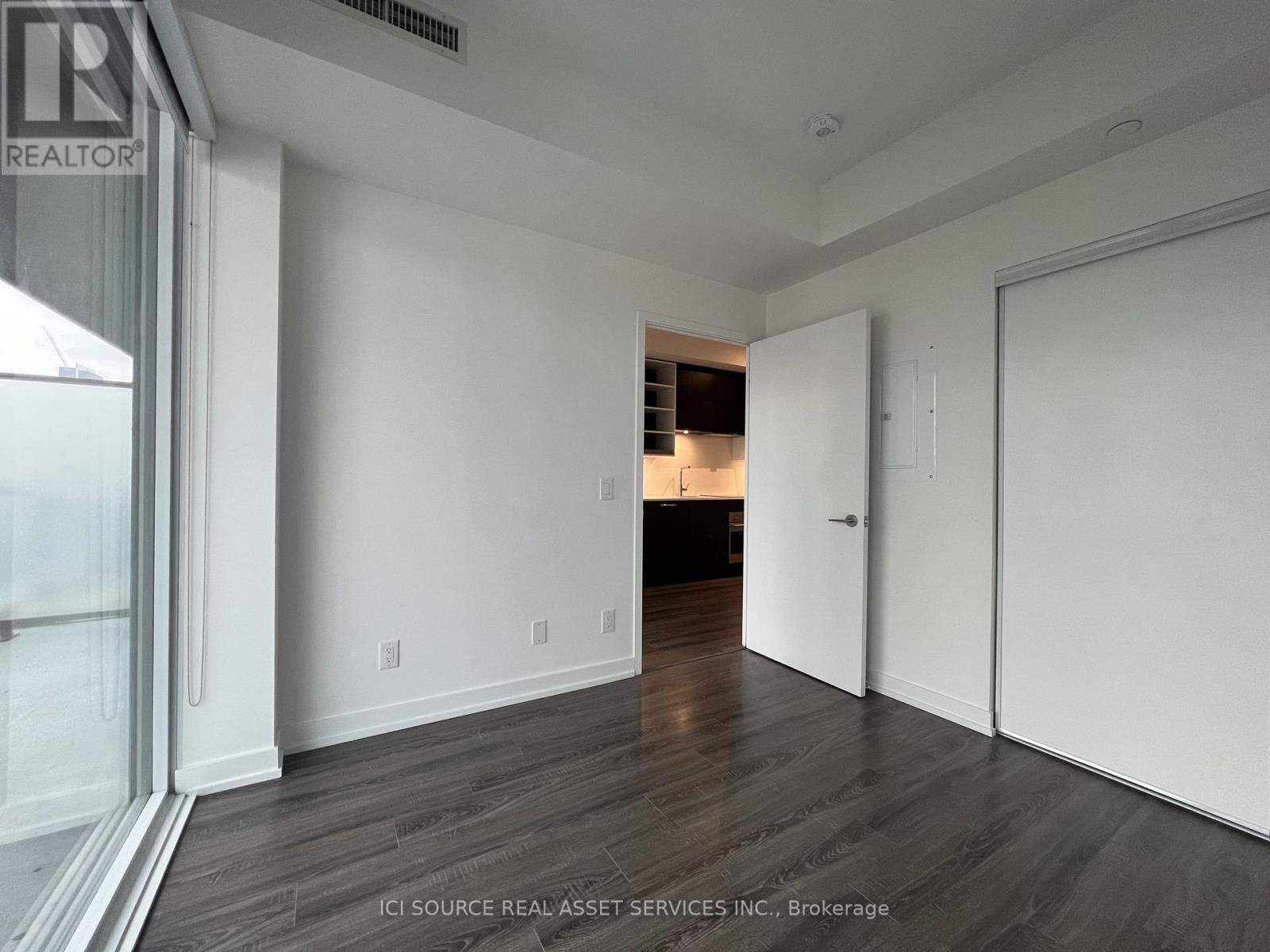 1804 - 20 Edward Street, Toronto, Ontario  M5G 1C9 - Photo 3 - C12147882