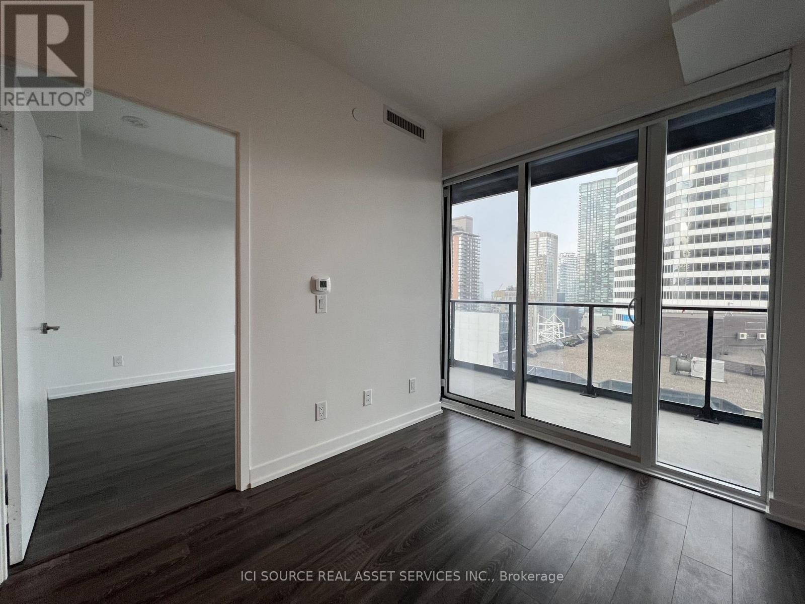 1804 - 20 Edward Street, Toronto, Ontario  M5G 1C9 - Photo 6 - C12147882