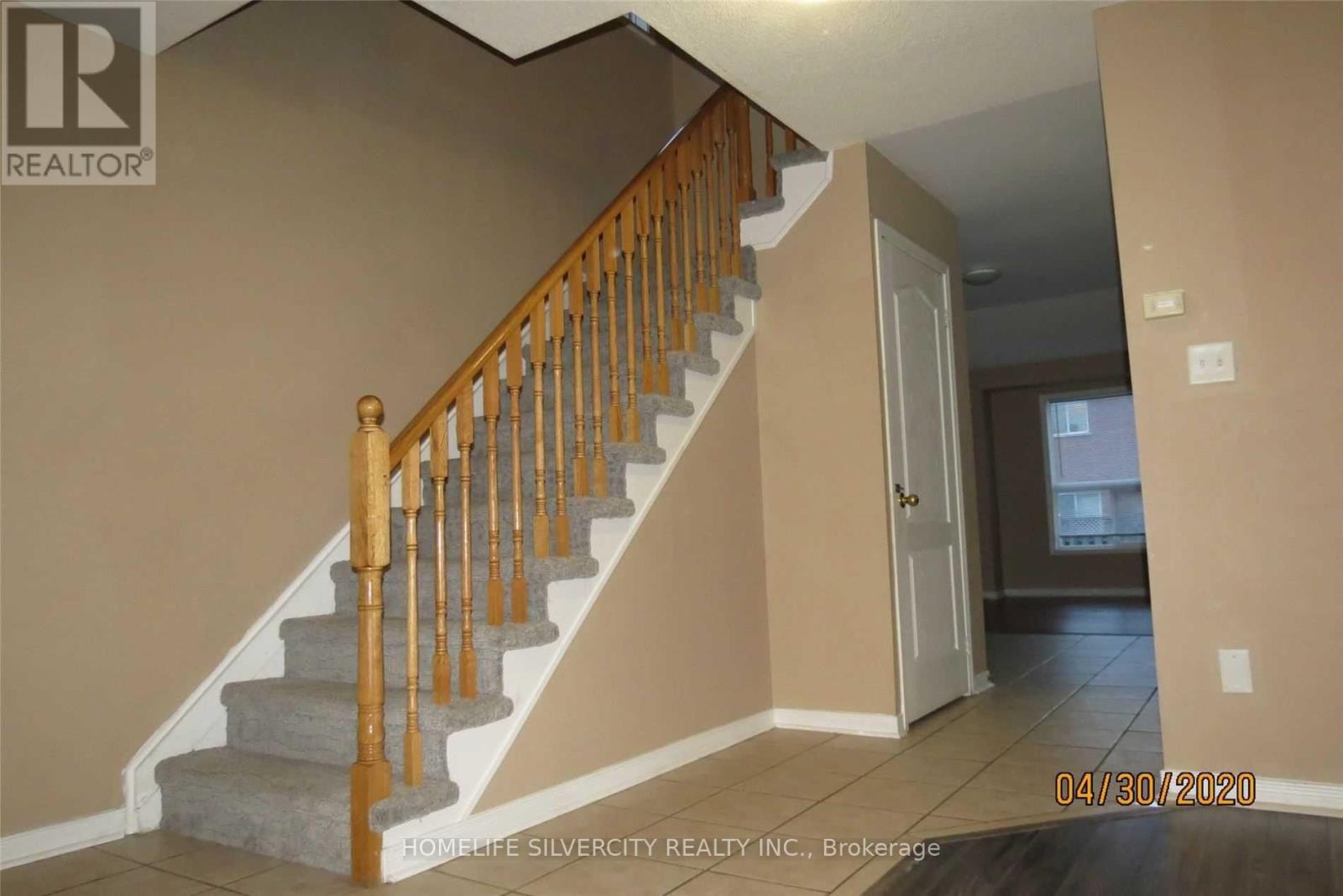 107 Cadillac Crescent, Brampton, Ontario  L7A 3B5 - Photo 7 - W12154865