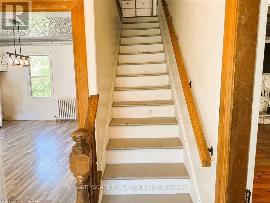 180 Carroll Street, Guelph/eramosa, Ontario  N0B 2K0 - Photo 16 - X12156009