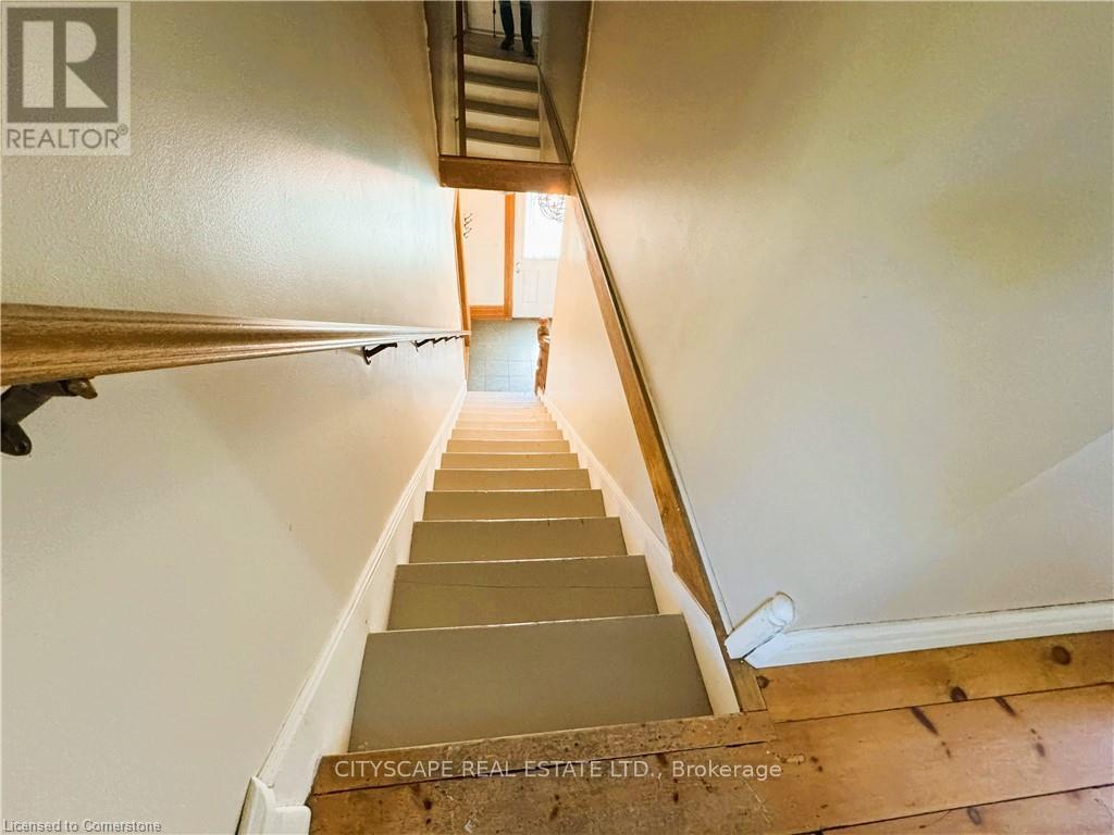 180 Carroll Street, Guelph/eramosa, Ontario  N0B 2K0 - Photo 26 - X12156009