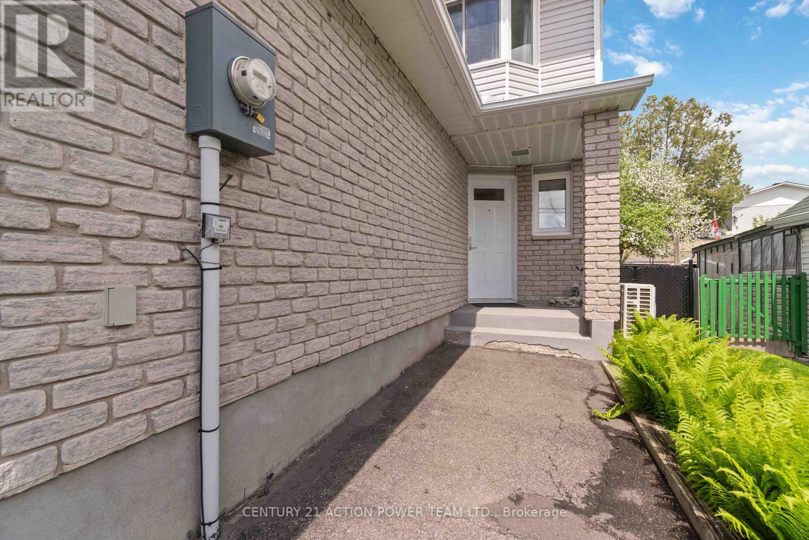 Property at 623 ST LOUIS STREET image 3