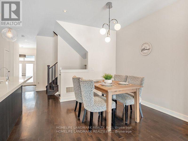 34 Denarius Crescent, Richmond Hill, Ontario  L4E 5B6 - Photo 6 - N12156022