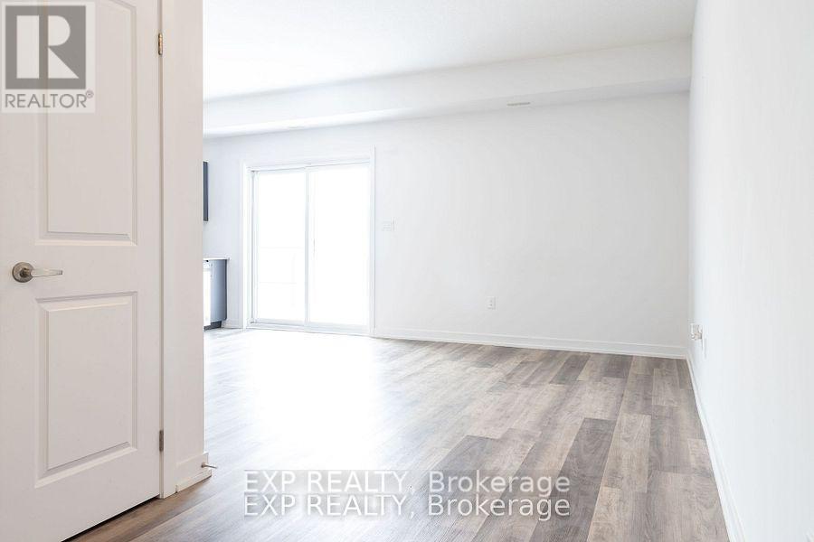 Property at 40 - 205 WEST OAK TRAIL image 3