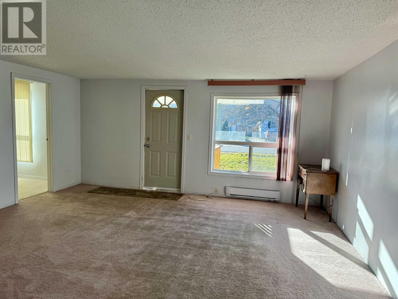 377 W 2nd Street, Vanderhoof, British Columbia  V0J 3A0 - Photo 3 - R3003838