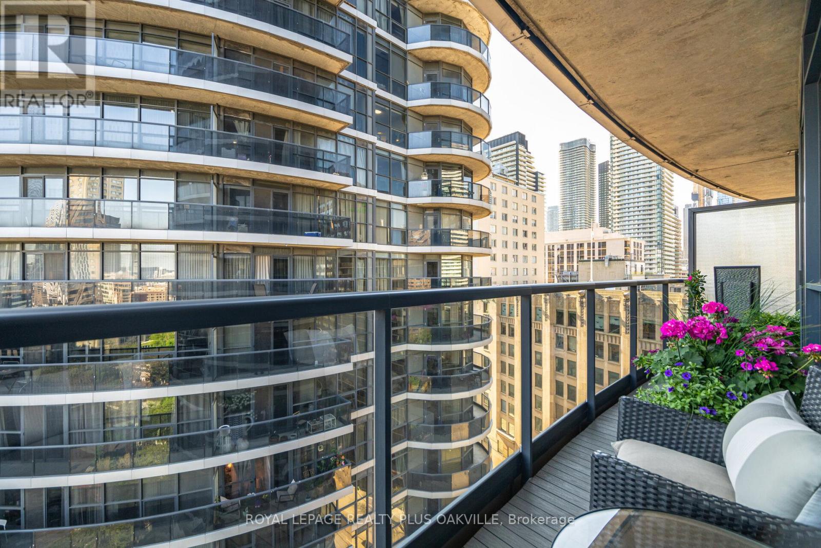 1506 - 25 Carlton Street, Toronto, Ontario  M5B 1L4 - Photo 26 - C12154044