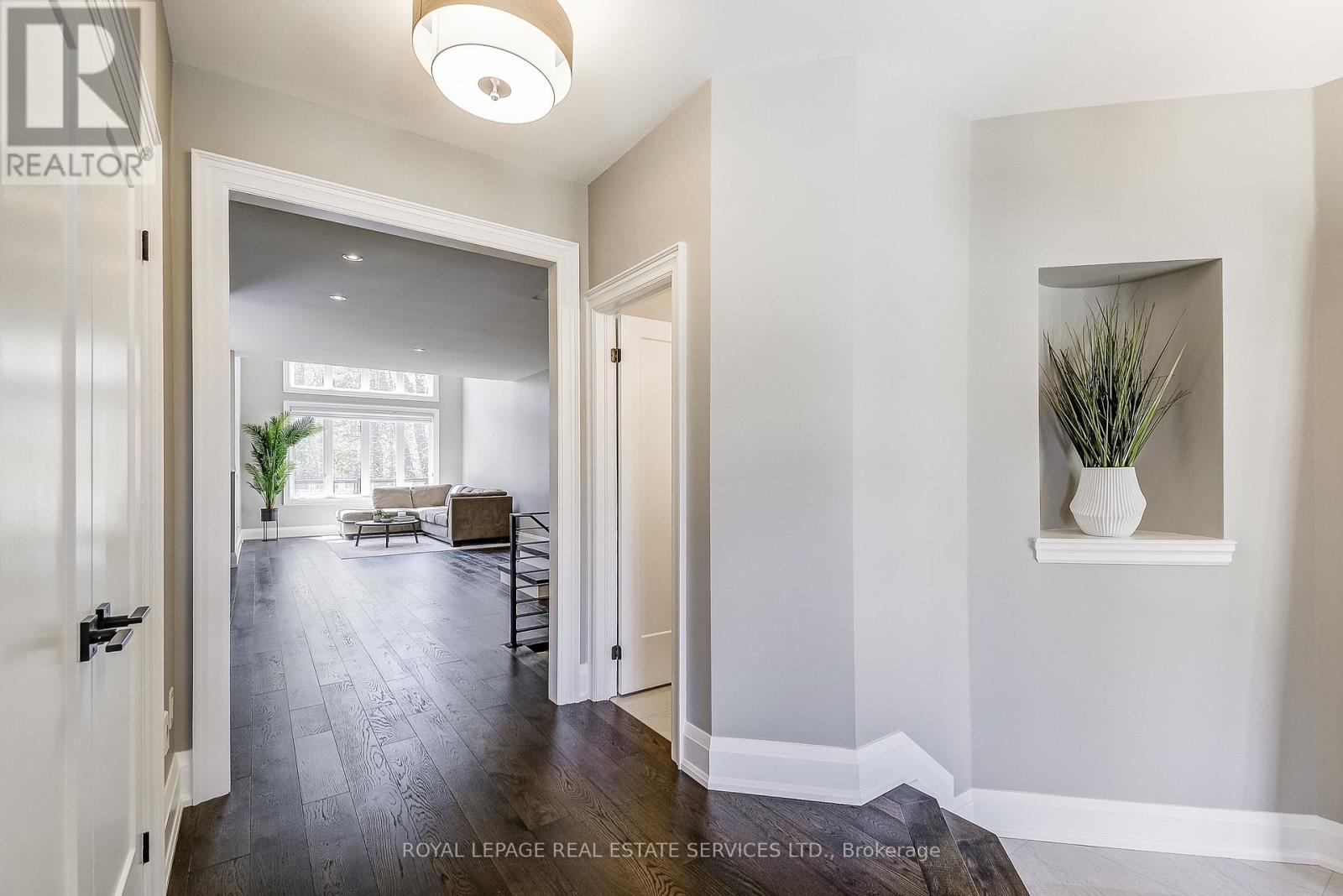 11 - 2400 Neyagawa Boulevard, Oakville, Ontario  L6H 7P5 - Photo 18 - W12140135