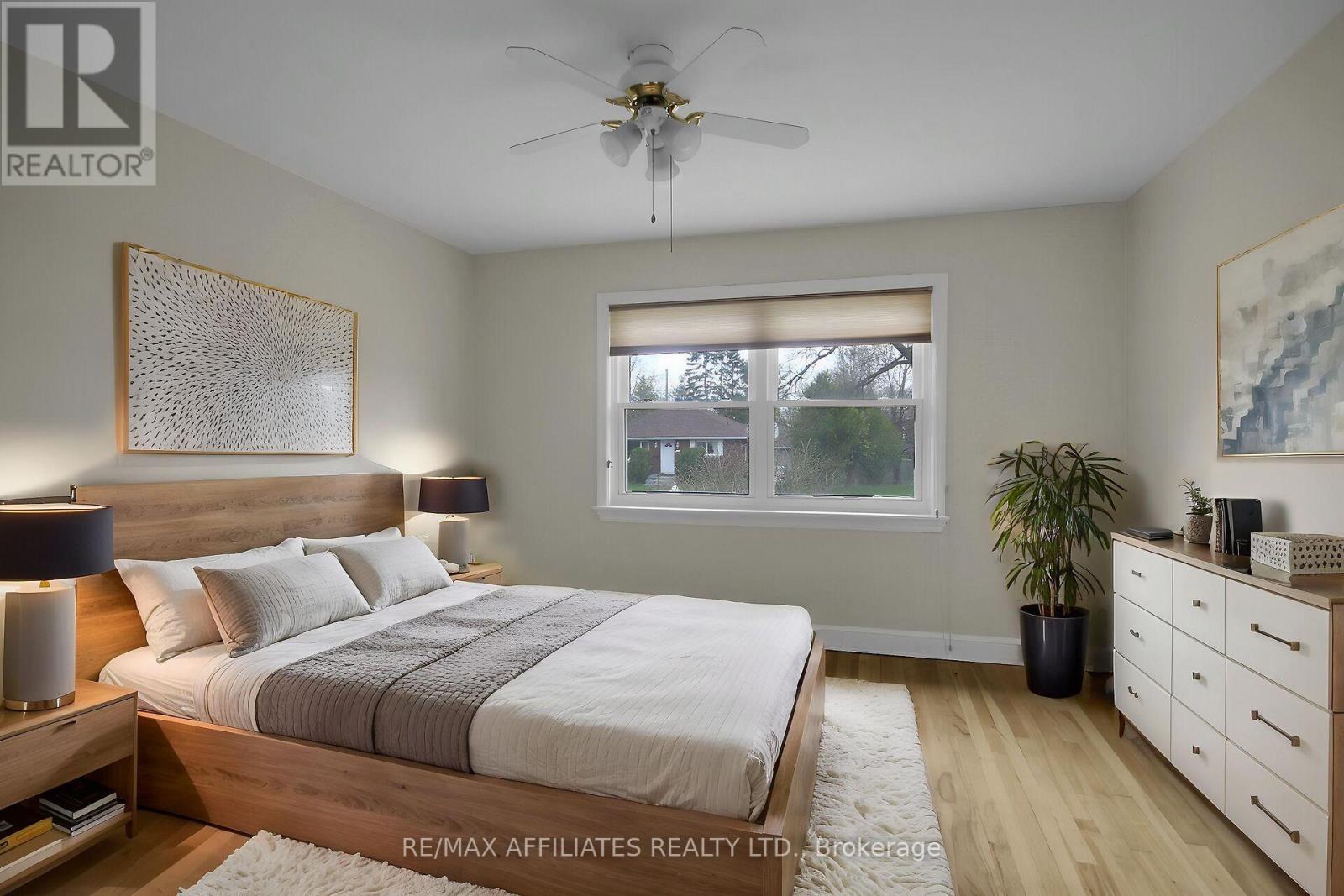 312 Mountbatten Avenue, Ottawa, Ontario  K1H 5W3 - Photo 15 - X12156046