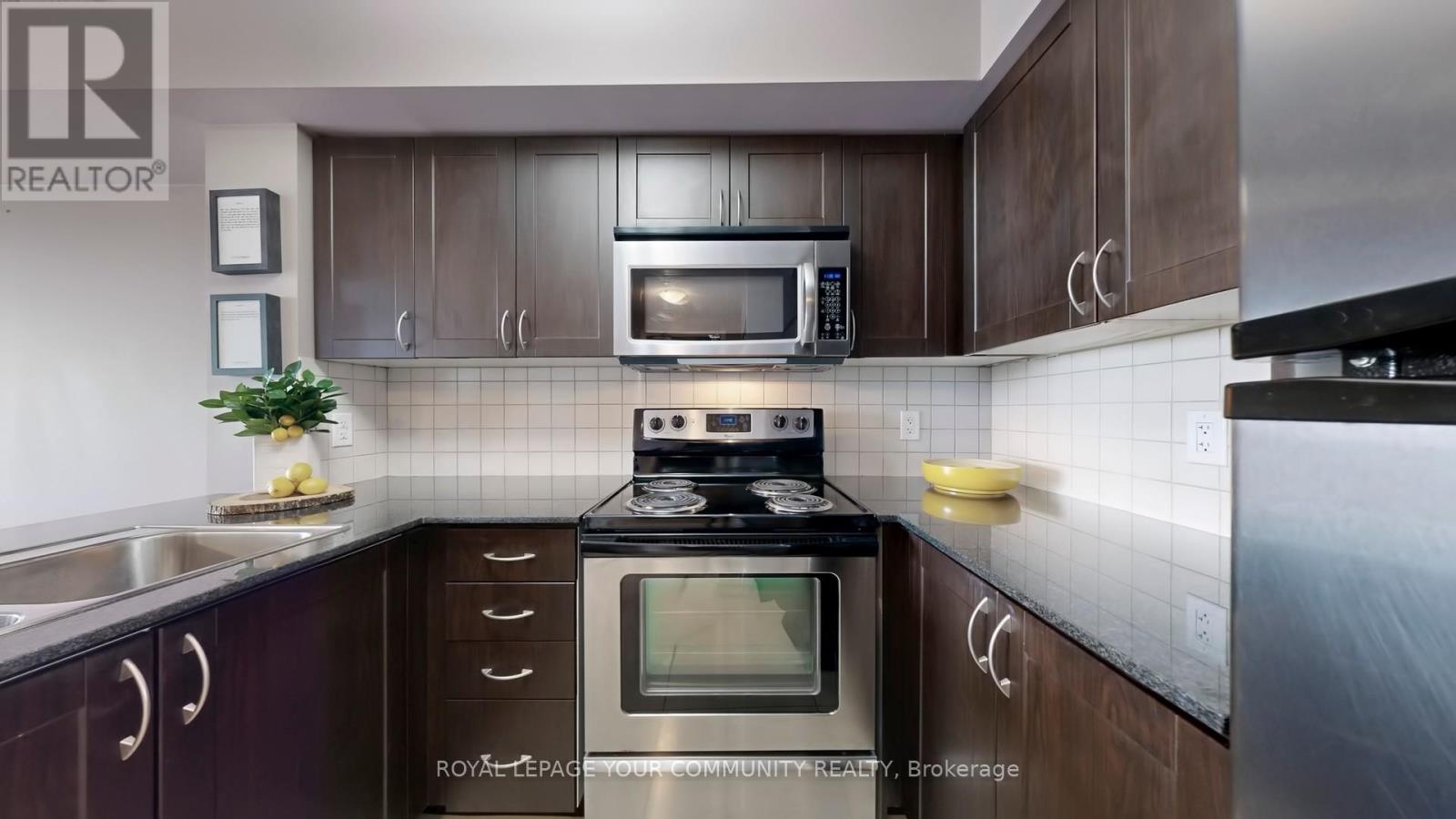 812 - 30 North Park Road, Vaughan, Ontario  L4J 0G6 - Photo 24 - N12153631