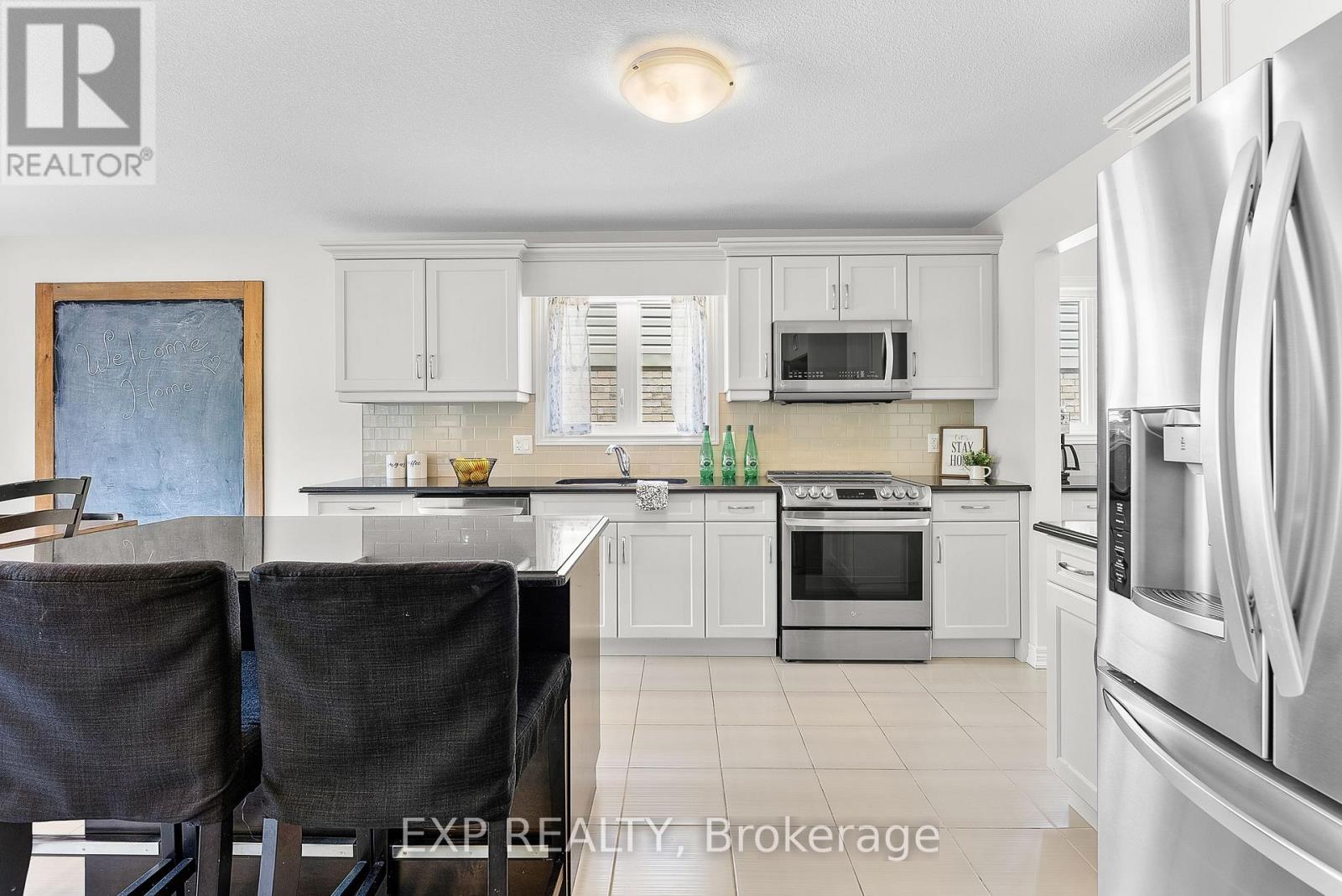 Property at 9 PHILMORI BOULEVARD image 3