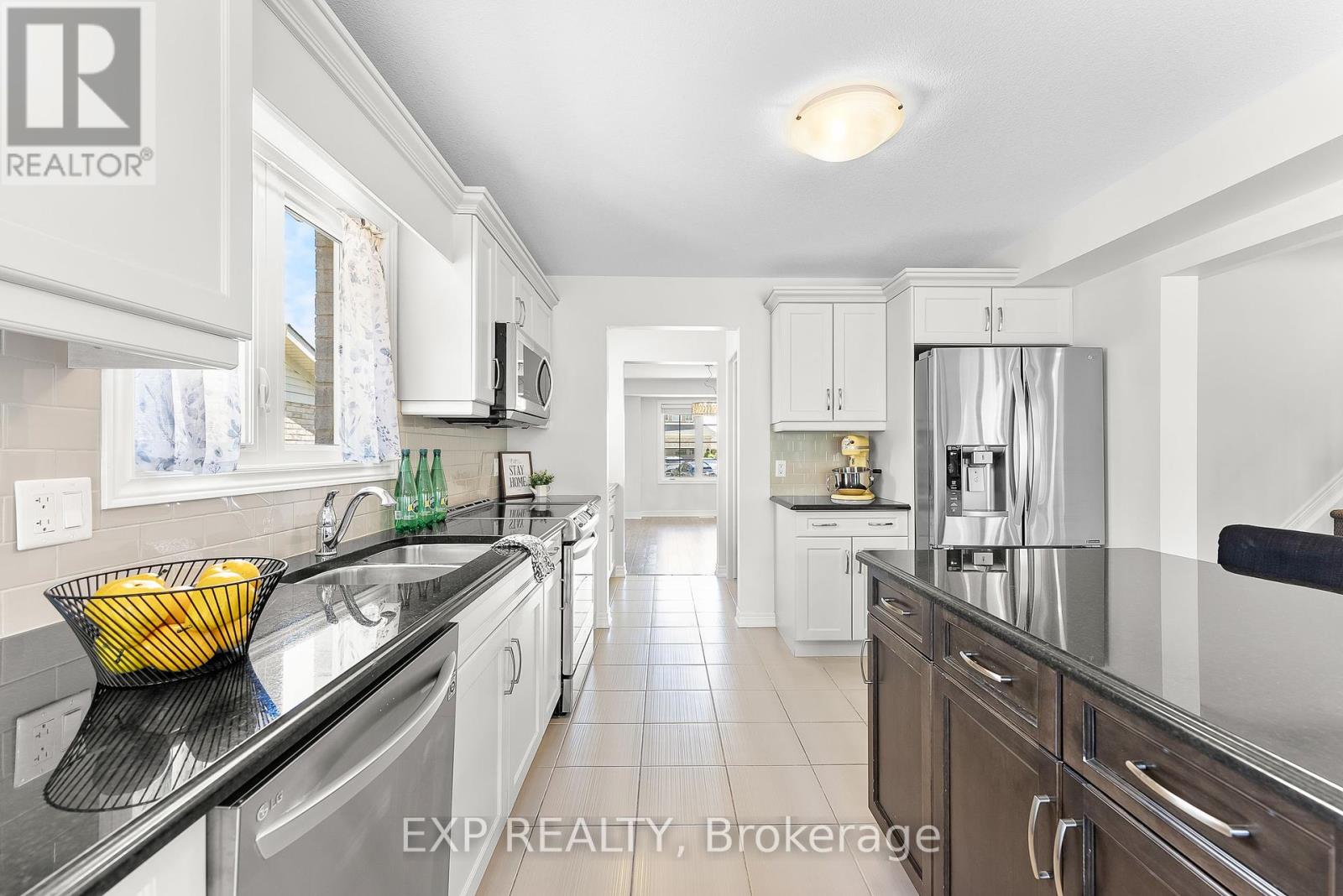 Property at 9 PHILMORI BOULEVARD image 5