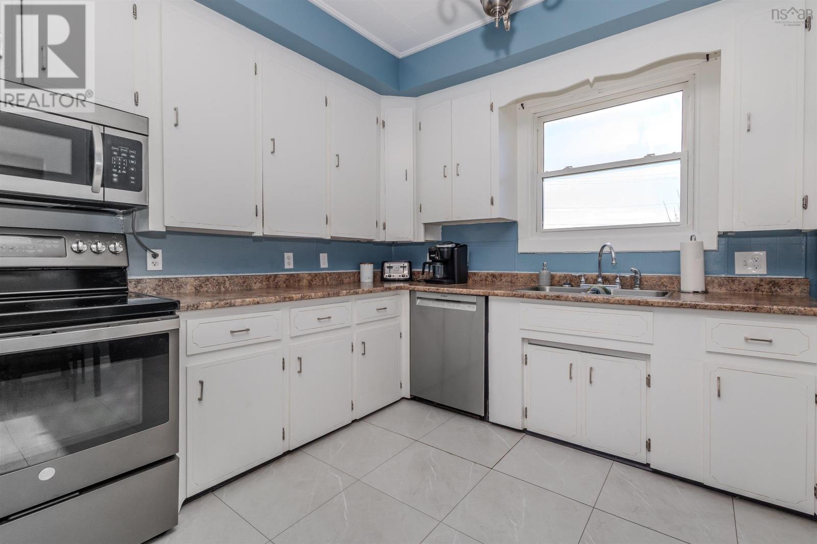 82 Nolans Lane, Glace Bay, Nova Scotia  B1A 3A9 - Photo 15 - 202510877