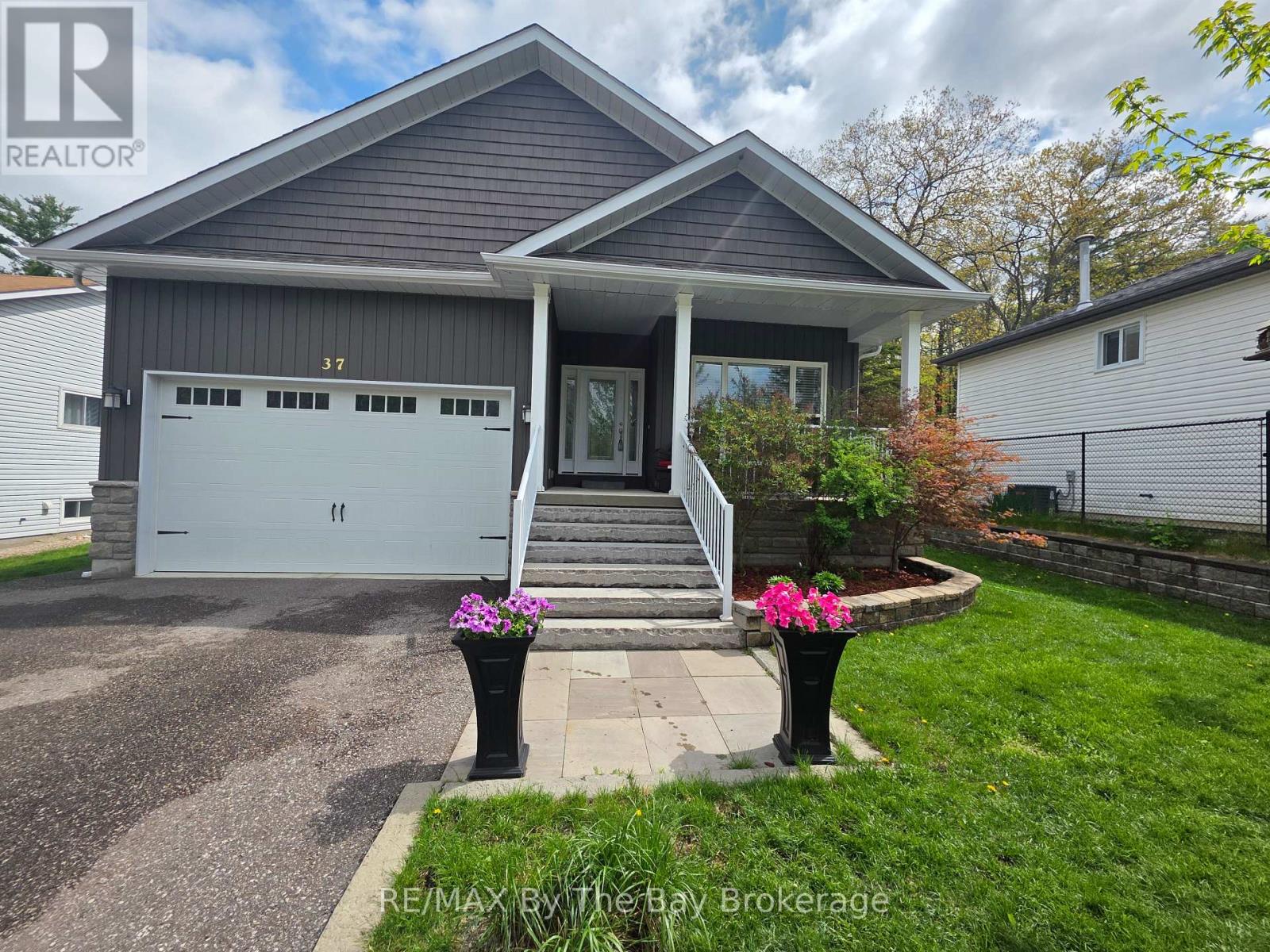 37 Wesley Avenue, Wasaga Beach, Ontario  L9Z 1C8 - Photo 26 - S12033932