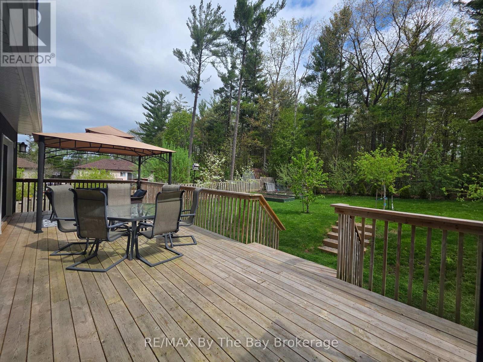 37 Wesley Avenue, Wasaga Beach, Ontario  L9Z 1C8 - Photo 29 - S12033932