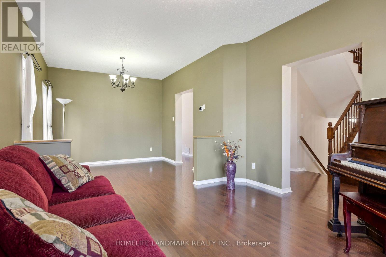 1856 Sunland Drive, Ottawa, Ontario  K4A 3S8 - Photo 6 - X12152799