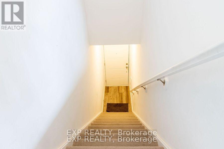 40 - 205 West Oak Trail, Kitchener, Ontario  N2R 1R4 - Photo 10 - X12156032