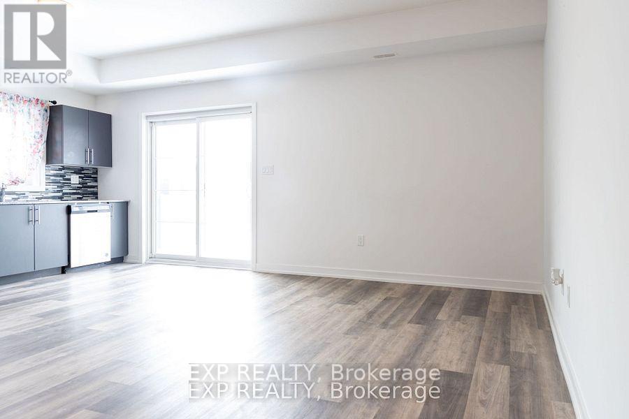 40 - 205 West Oak Trail, Kitchener, Ontario  N2R 1R4 - Photo 7 - X12156032