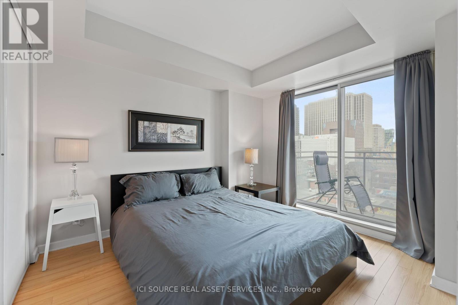812 - 138 Somerset Street W, Ottawa, Ontario  K2P 0A3 - Photo 10 - X12156043