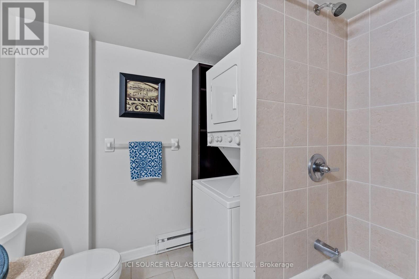812 - 138 Somerset Street W, Ottawa, Ontario  K2P 0A3 - Photo 12 - X12156043