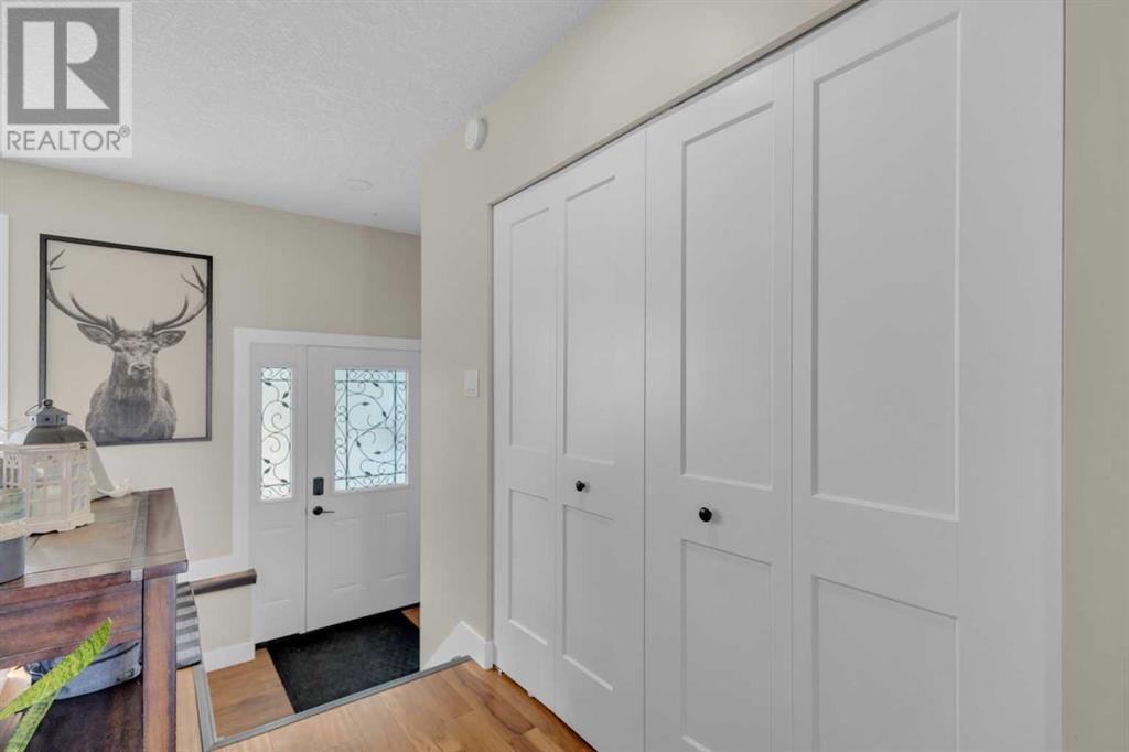 Property at 25 Neville Close image 3