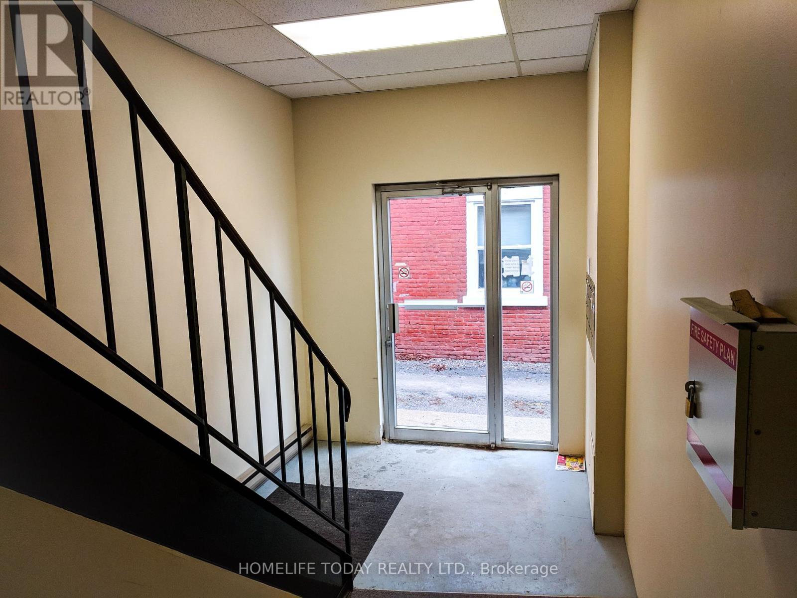 67 King Street E, Clarington (Bowmanville), Ontario  L1C 1N4 - Photo 8 - E12125607