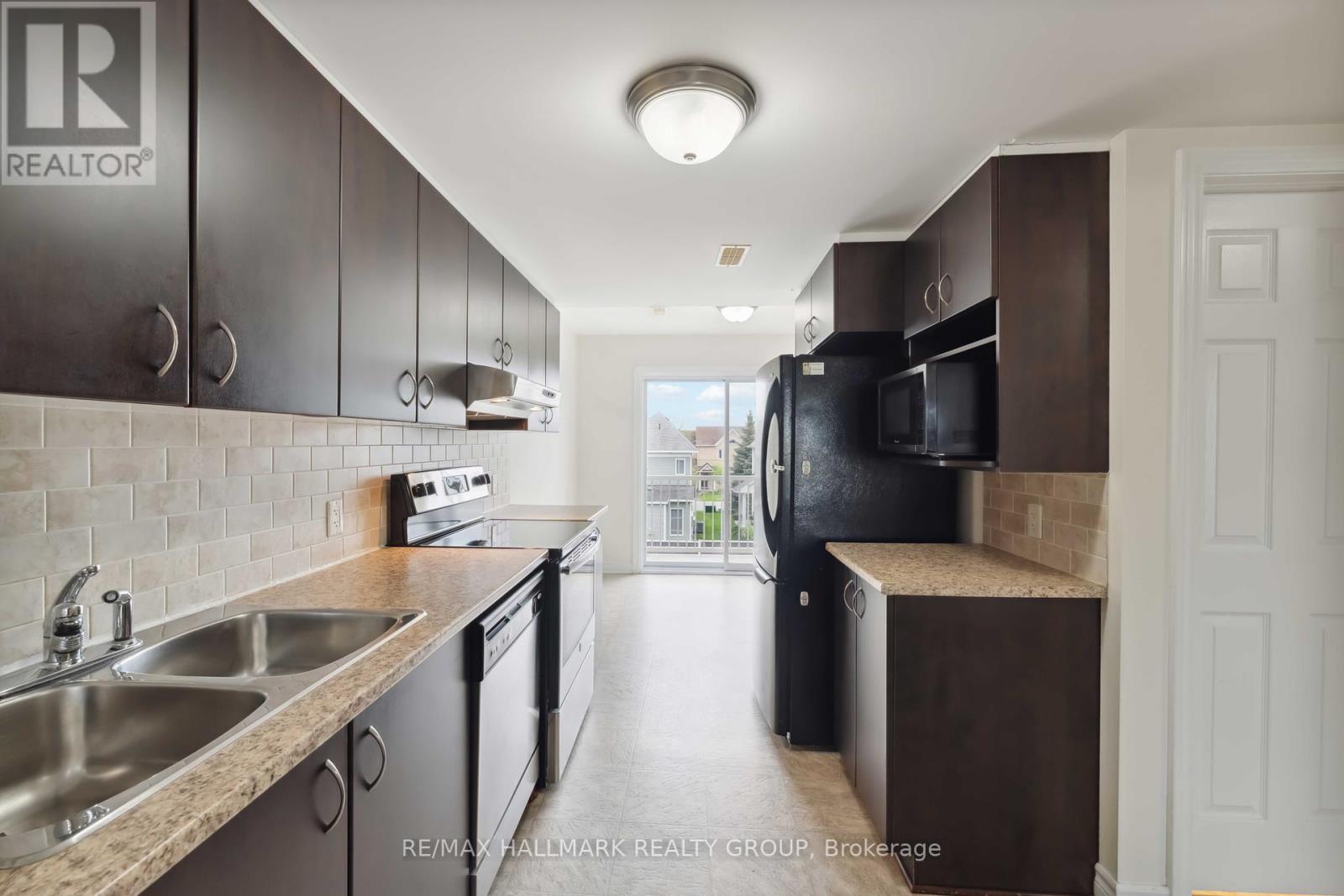 B - 634 Chapman Mills Drive, Ottawa, Ontario  K2J 0V4 - Photo 8 - X12098053
