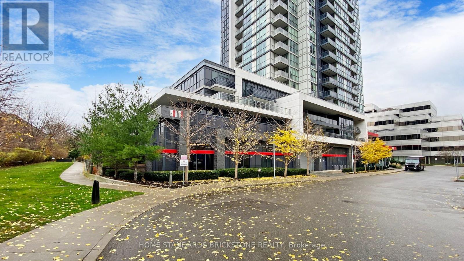 313 - 88 Sheppard Avenue E, Toronto, Ontario  M2N 0G9 - Photo 4 - C12152653