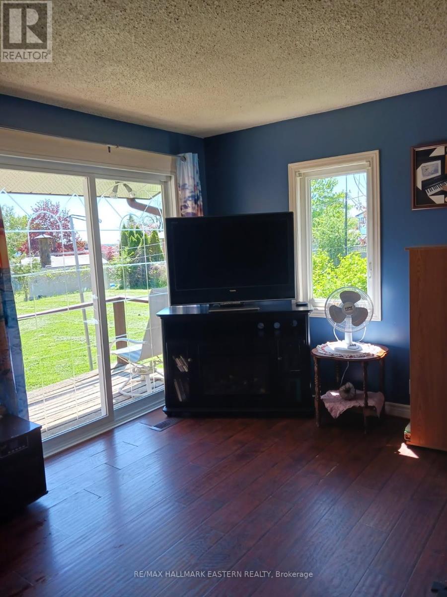 352 Peregrine Road, Selwyn, Ontario  K9J 6X2 - Photo 20 - X12148222