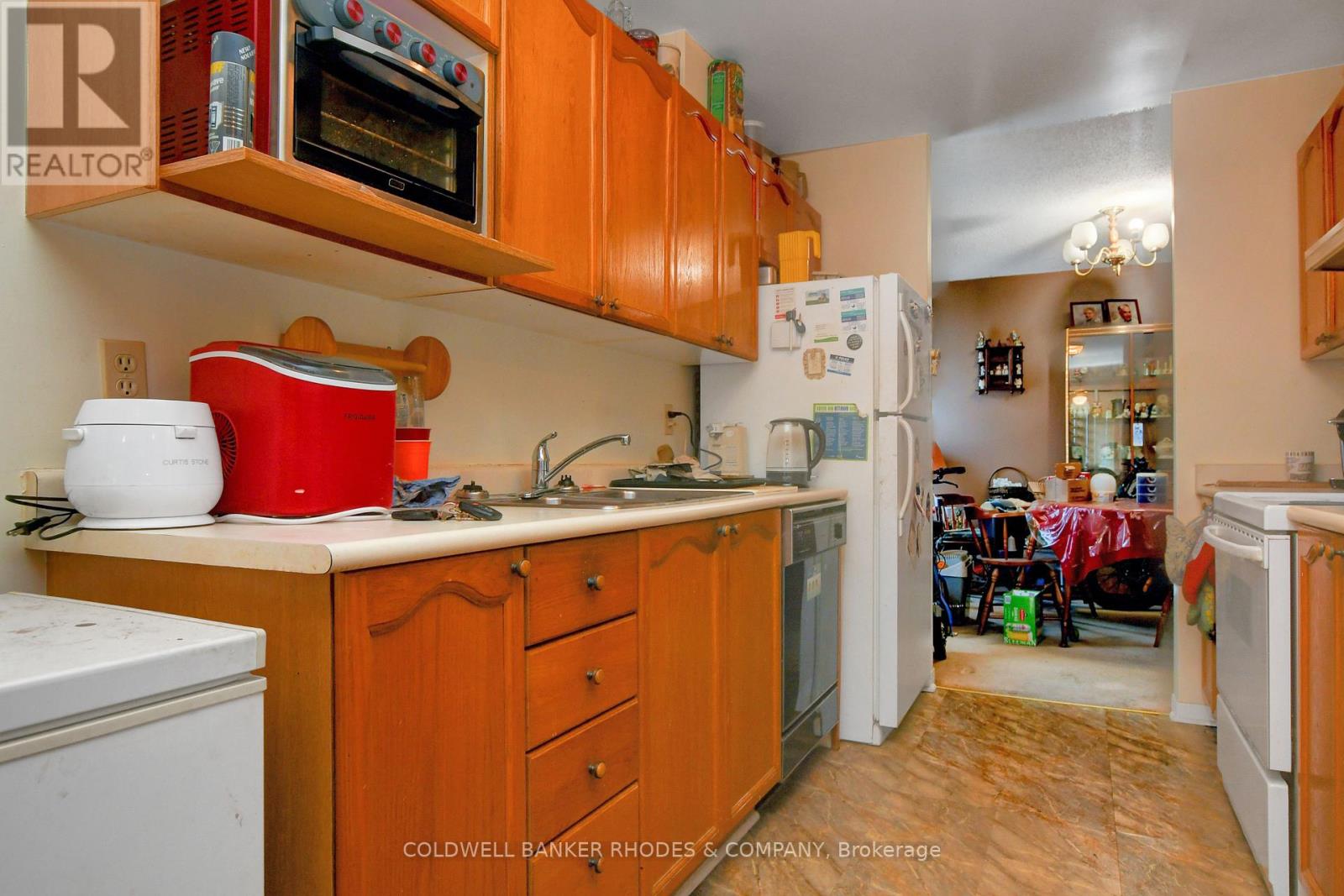 1347 Paardeburgh Avenue, Ottawa, Ontario  K1V 6V6 - Photo 5 - X12070743