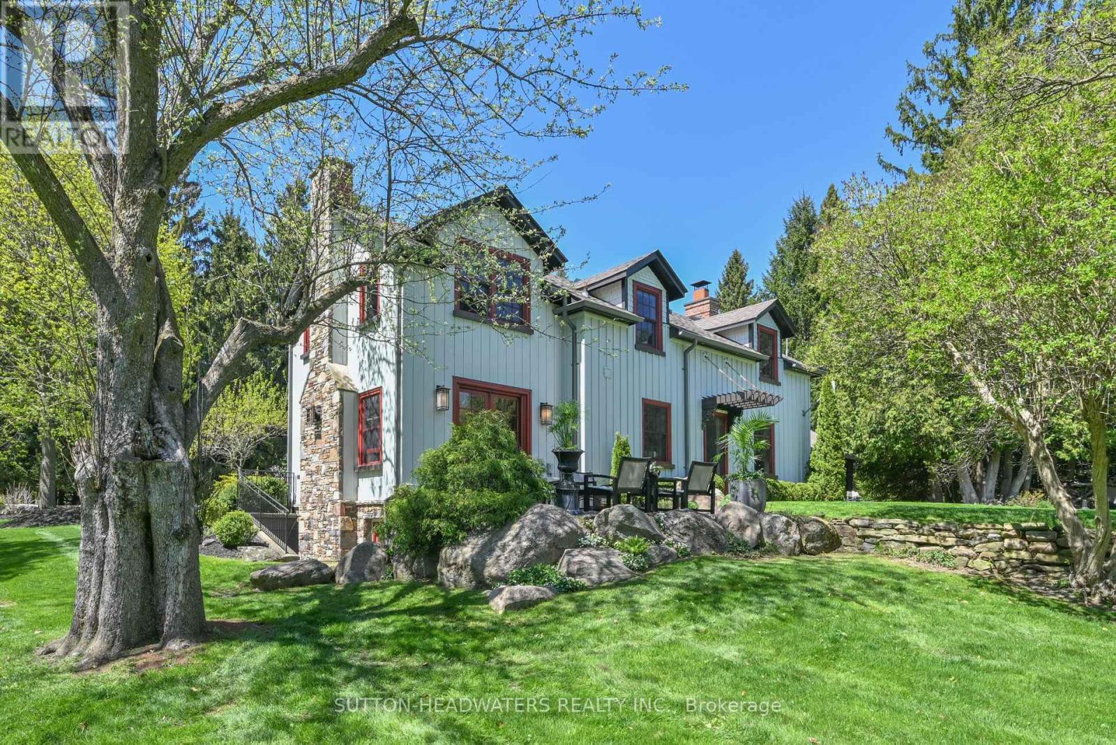 4075 The Grange Side Road E, Caledon, Ontario  L7C 0G2 - Photo 4 - W12156058