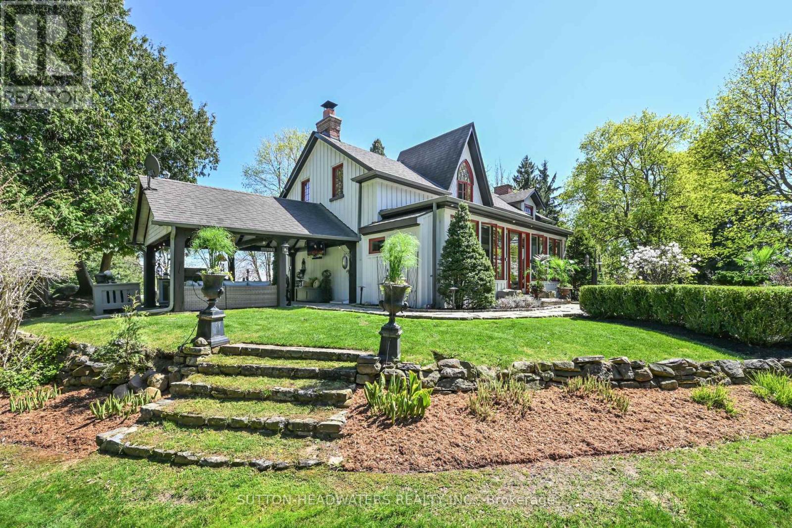 4075 The Grange Side Road E, Caledon, Ontario  L7C 0G2 - Photo 6 - W12156058
