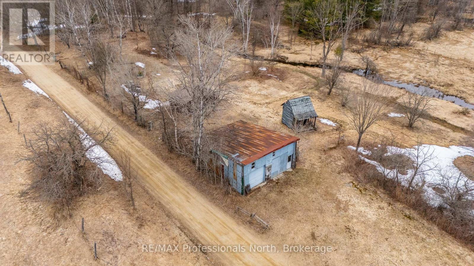 1010 Sturgeon Drive, Minden Hills, Ontario  K0M 2K0 - Photo 39 - X12087159