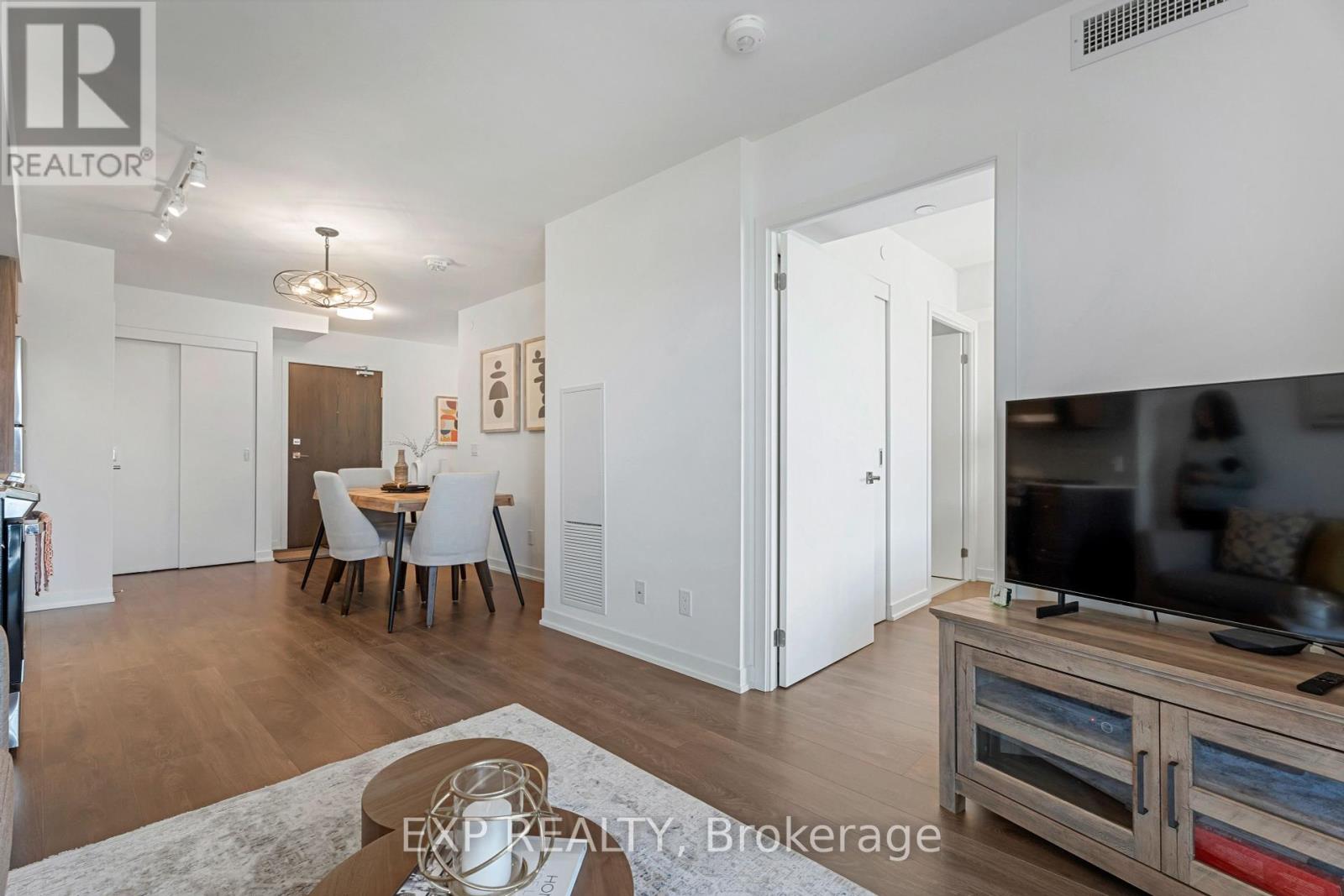 516 - 1401 O'connor Drive, Toronto, Ontario  M4B 2V5 - Photo 16 - E12087830