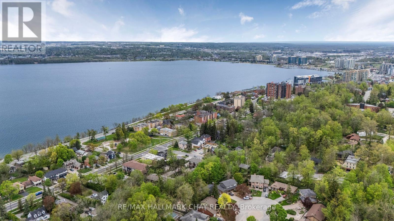 54 Highland Avenue, Barrie, Ontario  L4M 1N3 - Photo 49 - S12153362