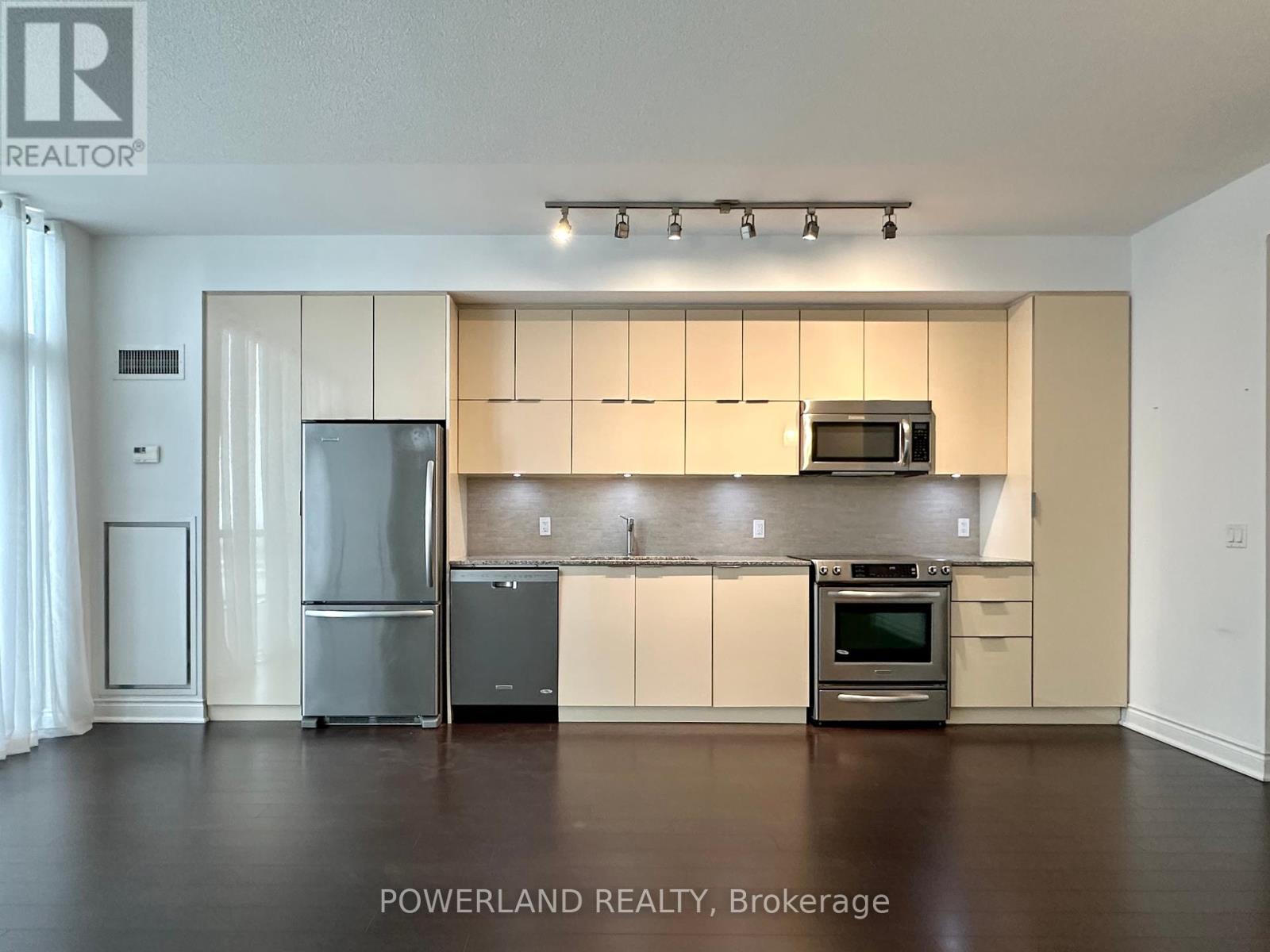 425 - 80 Marine Parade Drive, Toronto (Mimico), Ontario  M8V 0A3 - Photo 10 - W12092511