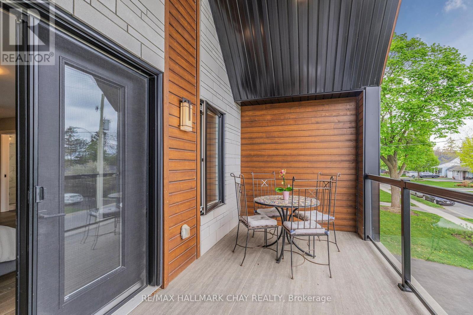 54 Highland Avenue, Barrie, Ontario  L4M 1N3 - Photo 31 - S12153362