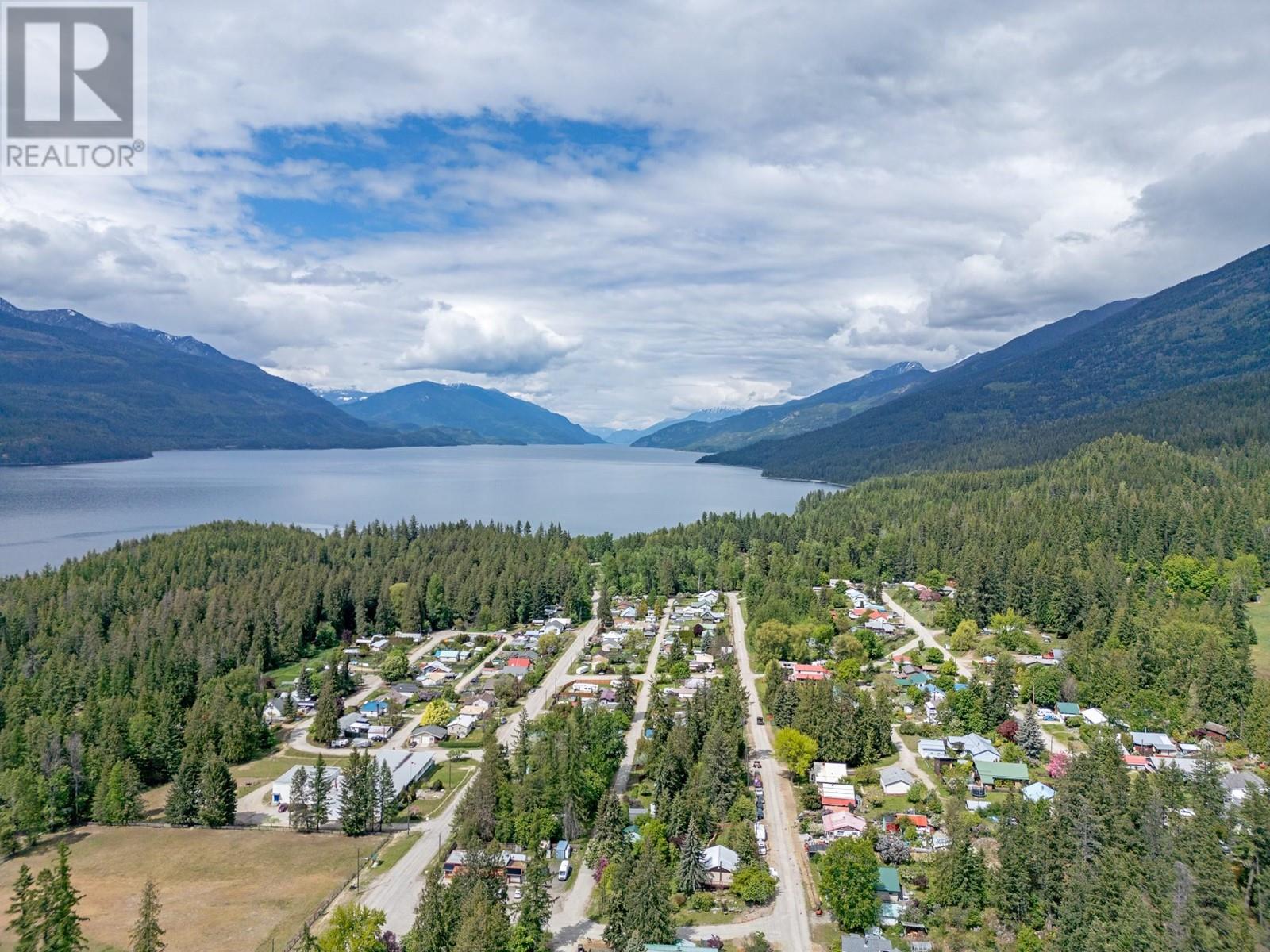 1610 Eastman Avenue, Riondel, British Columbia  V0B 2B0 - Photo 27 - 10348276