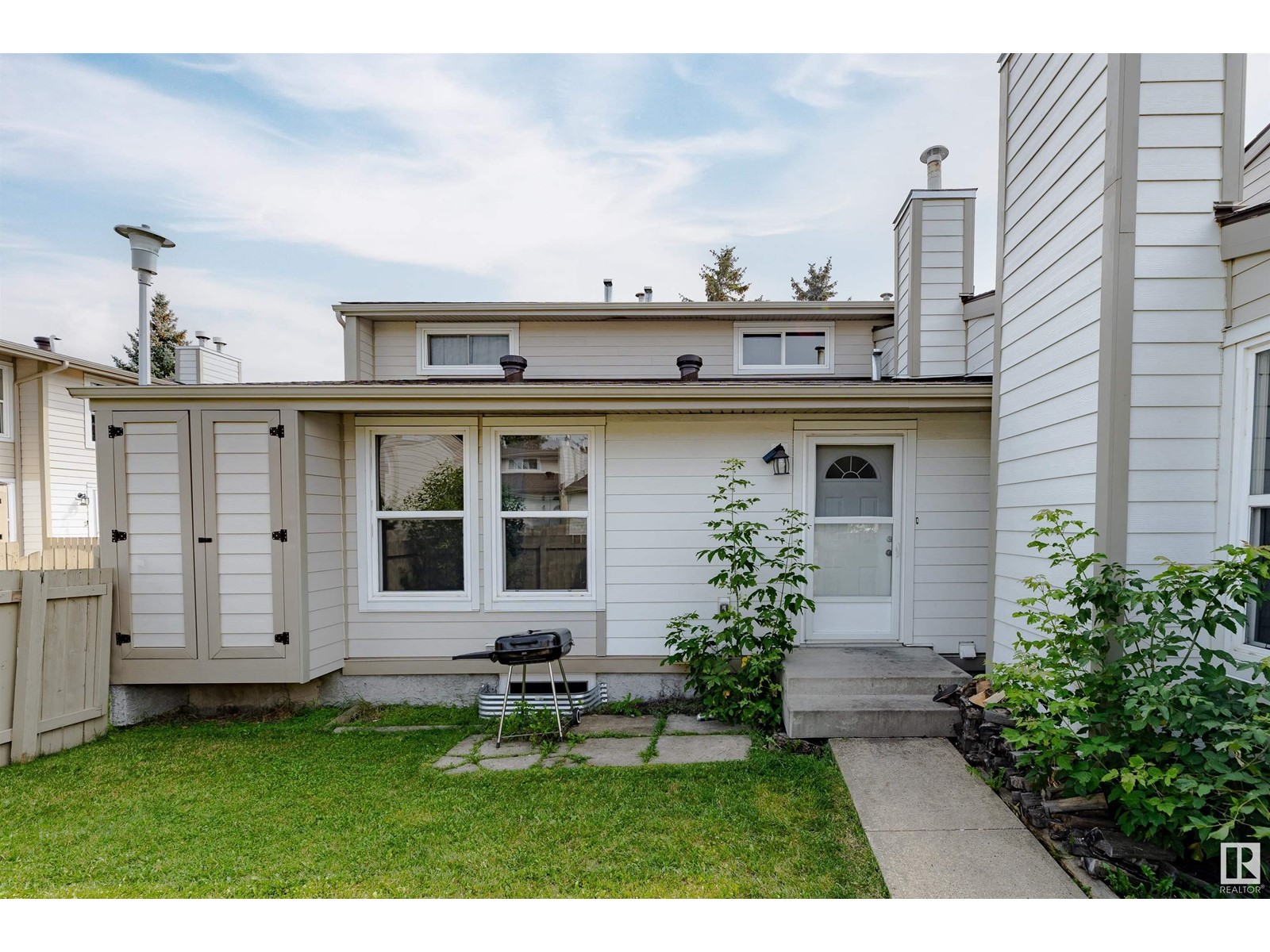 Property at 1130 KNOTTWOOD RD NW image 5