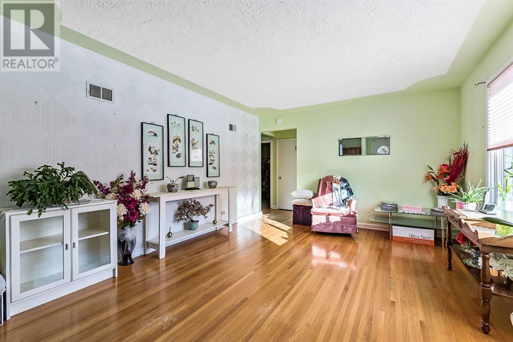 2313 Richmond Road Sw, Calgary, Alberta  T2T 5E3 - Photo 7 - A2204360