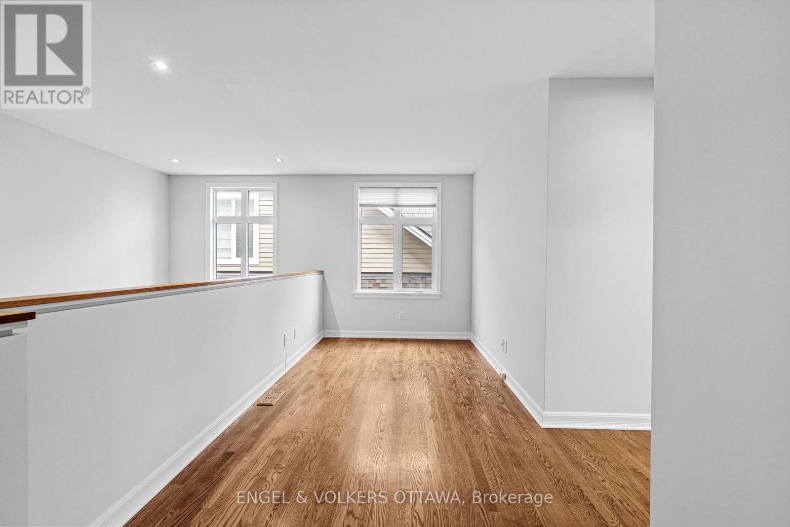 2368 Virginia Drive, Ottawa, Ontario  K1H 6S2 - Photo 19 - X12156096
