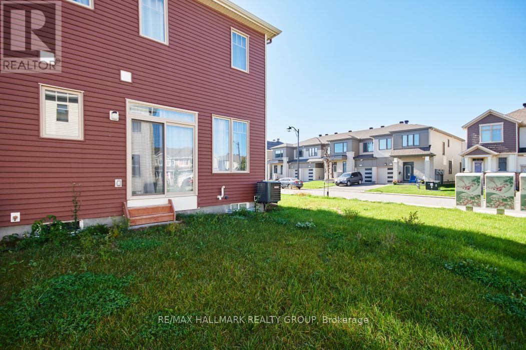 221 Merak Way, Ottawa, Ontario  K2J 6N7 - Photo 35 - X12156110