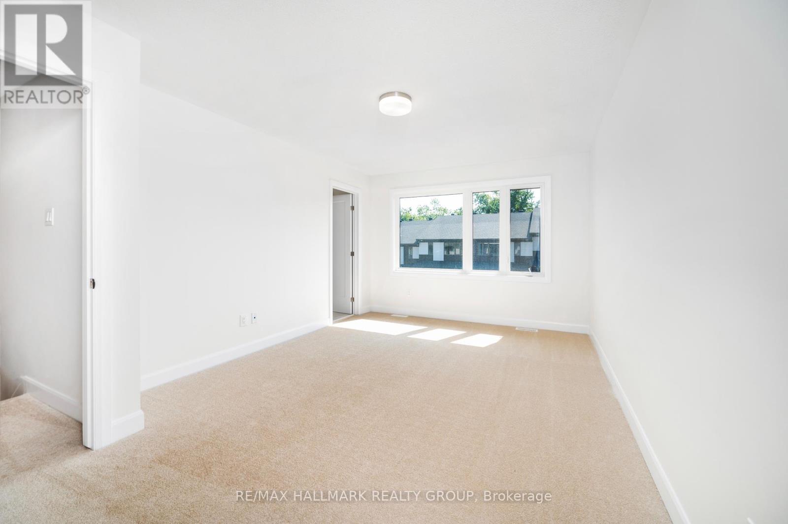 151 Succession Court, Ottawa, Ontario  K2S 2Z8 - Photo 14 - X12156111