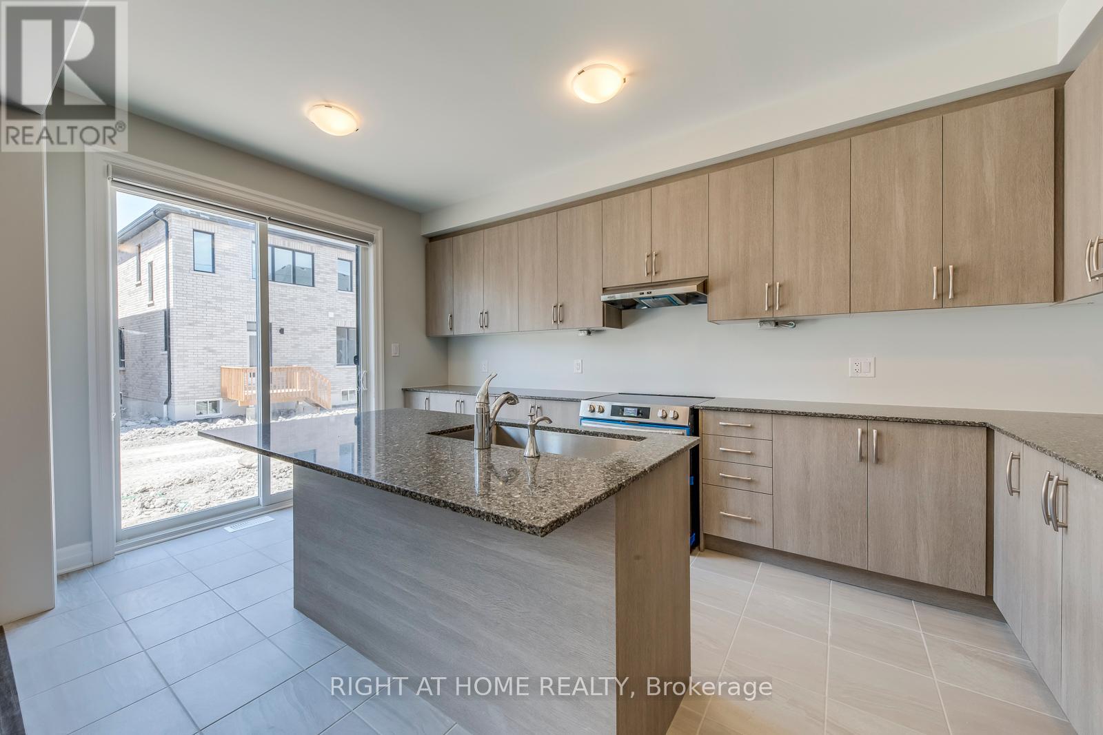 3258 Brigadier Avenue, Pickering, Ontario  L1X 0T1 - Photo 10 - E12156085